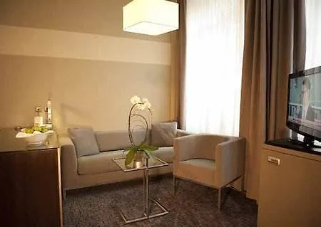 Отель Adrema 4*