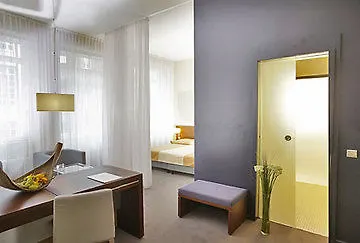 Adrema 4* ברלין